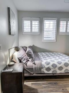 The 4M Golden House #9 - Beautiful Apt Minutes from Downtown - Ann Arbor - 3
