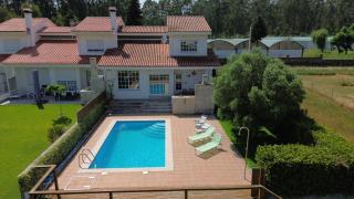 Casa con piscina a orilla del Rio Miño - Tomiño - 9