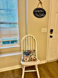 Modern Entire 2-Bedroom House for 6 Guests at University City - Charlotte - 2