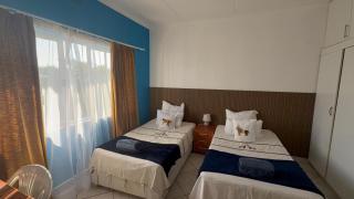 Sapphire Main 2 Self Catering At 54 - Windhoek - 1