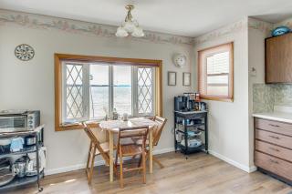 Riverfront Gem with Kayaks and Yard in Montrose! - Nauvoo - 2