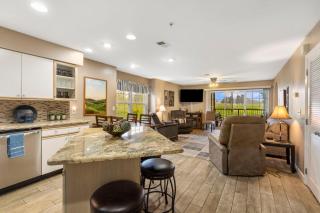 Velting's Golf View Getaway - Holiday Hills Branson - Golf Resort - Outdoor Pools - Branson - 8