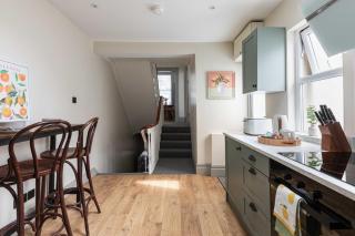 1BR-3BR Apartments in Bangor, Mins to Seafront & High St - Bangor - 2
