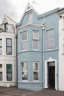 1BR-3BR Apartments in Bangor, Mins to Seafront & High St - Bangor - 0