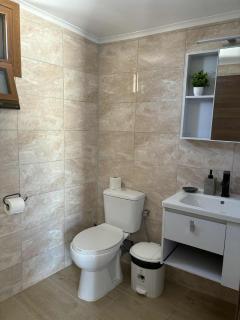 Castle Hill Apartment Rooftop - Cavala - 5