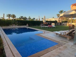 Ghazala stand alone villa 6 rooms private pool sea view beach available north coast 12 mins from marassi - El Alamein - 8