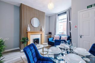 St Helens Central, 2 Bed , Long Stays OFFERS , Contractors , Relocations , Families , Sleeps 4 - 3