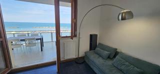 Terrazzo Panoramico Fronte Mare Zamponi - Civitanova Marche - 3