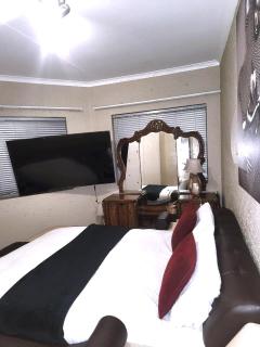 DilegenceAirbnb - Johannesburg - 9