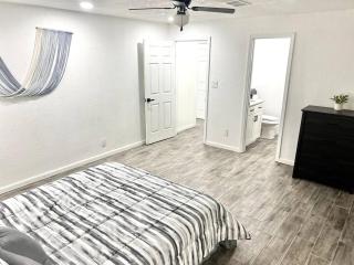 Spacious House by TopGolf Pharr - Pharr - 7