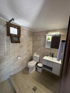 Castle Hill Apartment Rooftop - Cavala - 2