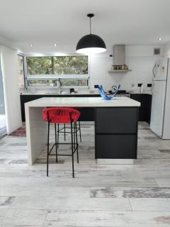 Hermosa Casa en Pinamar en zona del golf - 9 personas - 4 habitaciones - Pinamar - 1