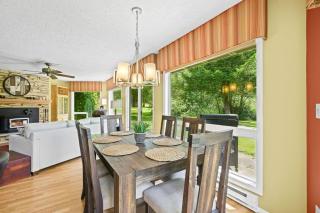 Fairway Forest Retreat! - Mount Hood Village - 6