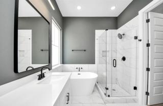 Stylish Ultra-modern Home - Houston - 2