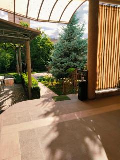 TabrisChina Vacation Rental - Erevan - 3