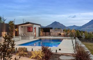 Luxury Architectural Home with Pool, Spa and Sauna - - 6
