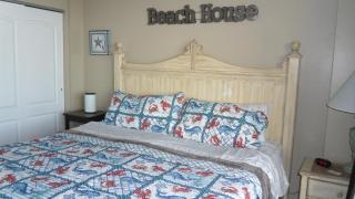Windy Hill Beach-Sleeps 6-3bed2bath-Oceanfront-Pool-WIFI-TV-16 Foot Balcony - 4