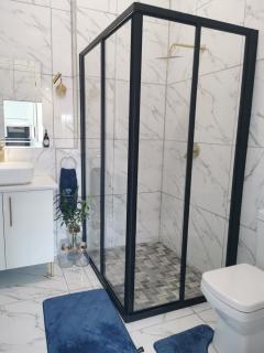 Sapphire Studio Self Catering At 54 - Windhoek - 5