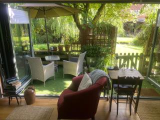 ‘The Den’ Self contained one bedroom annexe. - Stockbridge - 8
