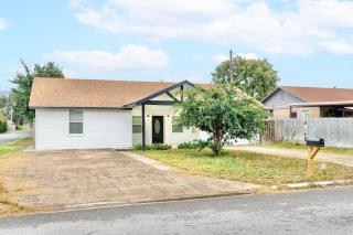 McAllen Home Pecan Bicentennial - McAllen - 9