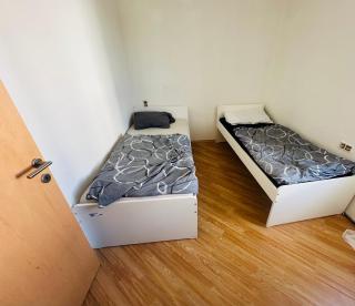 Privatzimmer Mama - - 0