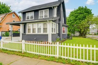 3 Mi to Nassau Coliseum Spacious Hempstead Home! - Hempstead - 0