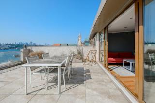 Duplex Flat w Panoramic Bosphorus View and Terrace - Istanbul - 6