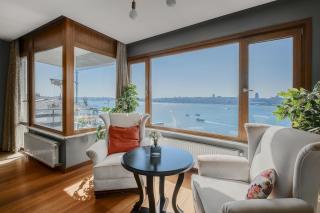 Duplex Flat w Panoramic Bosphorus View and Terrace - Istanbul - 1