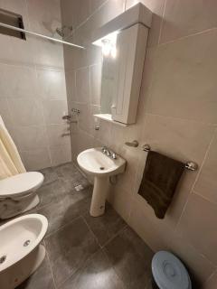 Departamento nuevo con estacionamiento y patio privado - Palmira - 9