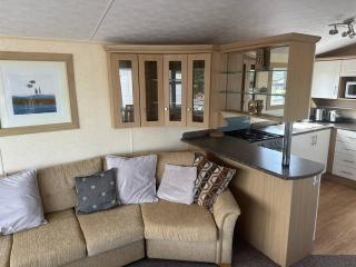 Cozy Donegal Caravan - Dunkineely - 2