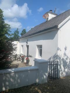 Chatterbox Cottage - - 0