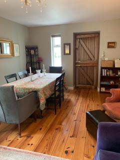 Chatterbox Cottage - - 3