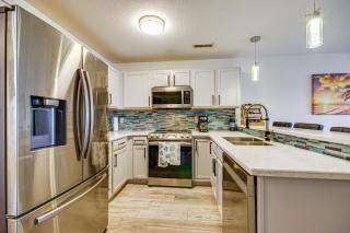 Balcony with Marina Views Lake Ozark Hideaway! - 3