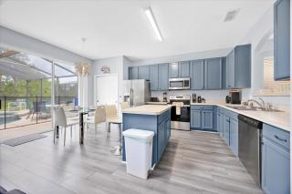 Family Villa with 6 Bedrooms Pool Spa and Game Room in Gated Resort - Davenport - 3