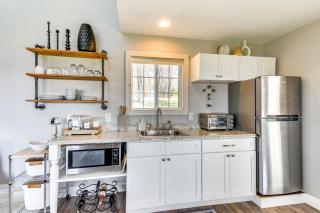 Home with Lake Views on Finger Lakes Wine Trail - Penn Yan - 3