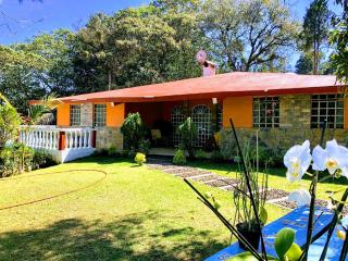 Amplia y bonita casa familiar en medio de la naturaleza descanso vistas e internet - 9