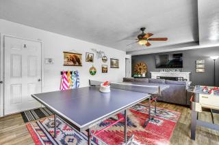 Explore the Wasatch Home Near Cottonwood Canyons - Sandy - 1