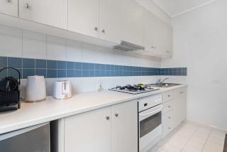 Cosy 1-Bed Apartment In the Heart of Melbourne - Melbourne - 5