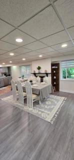 Spacious 3 BR Nature Lover's Retreat in North Vancouver - North Vancouver - 6