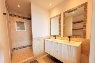 Villa 3 chambres rénovée, piscine et vue mer exceptionnelle - 3
