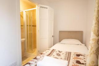 Brick Hotel - London - 2