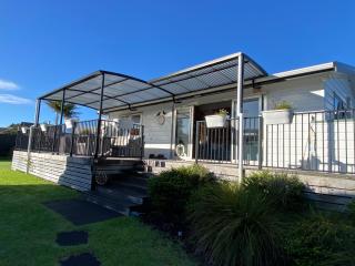 Hosts on the Coast Cookies Cupboard - Pauanui - 0