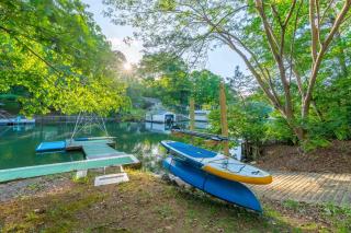 Lake Front Bed & Breakfast with Boat Ramp - Hickory - 8