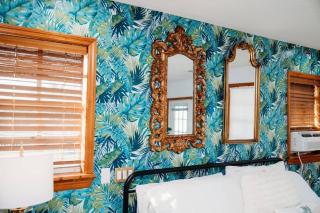 Blue Tropical Haven Romantic Oceanfront Escape - unit 9 - Melbourne Beach - 6