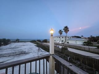 Blue Tropical Haven Romantic Oceanfront Escape - unit 9 - Melbourne Beach - 5