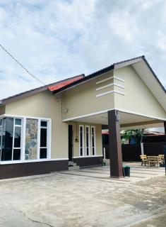 Siti homestay kota bharu - Kota Bharu - 0