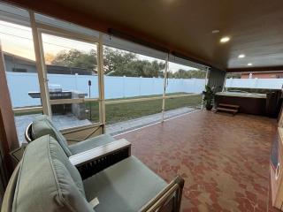 Costal Clearwater Getaway Hot tub, Grill Massage Mins to Clearwater Beach - 1