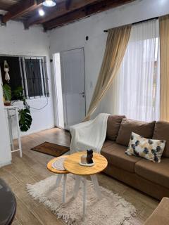 Casa de dos dormitorios en villa adela a 10 minutos del centro para 7 personas se aceptan mascotas - Concordia - 9