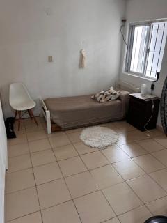 Casa de dos dormitorios en villa adela a 10 minutos del centro para 7 personas se aceptan mascotas - Concordia - 4