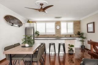 Aloha - Noosa Pde - location and beach style - Noosa Heads - 7
